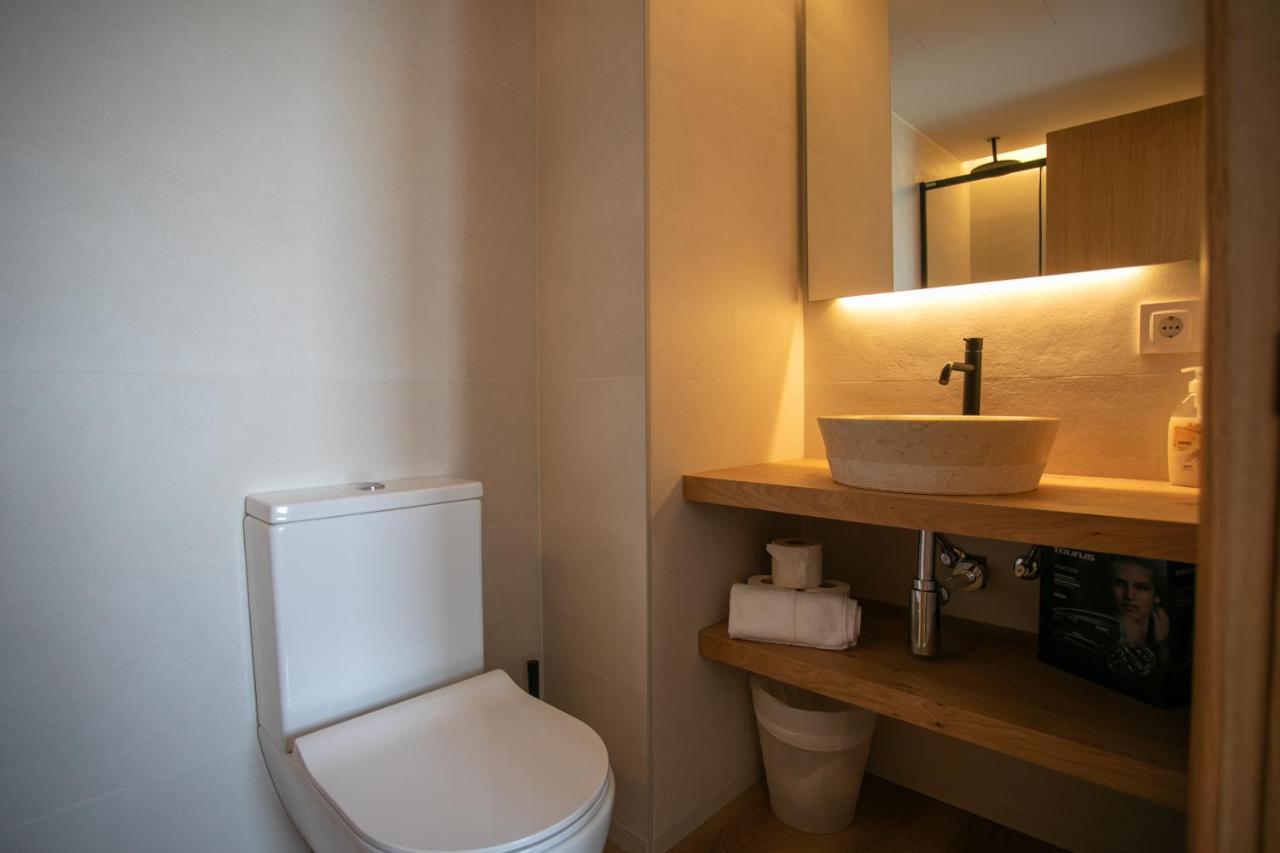 Beachfront Holiday Apartment Lotja 7 - Grupo Berna Colonia de Sant Jordi Exterior foto